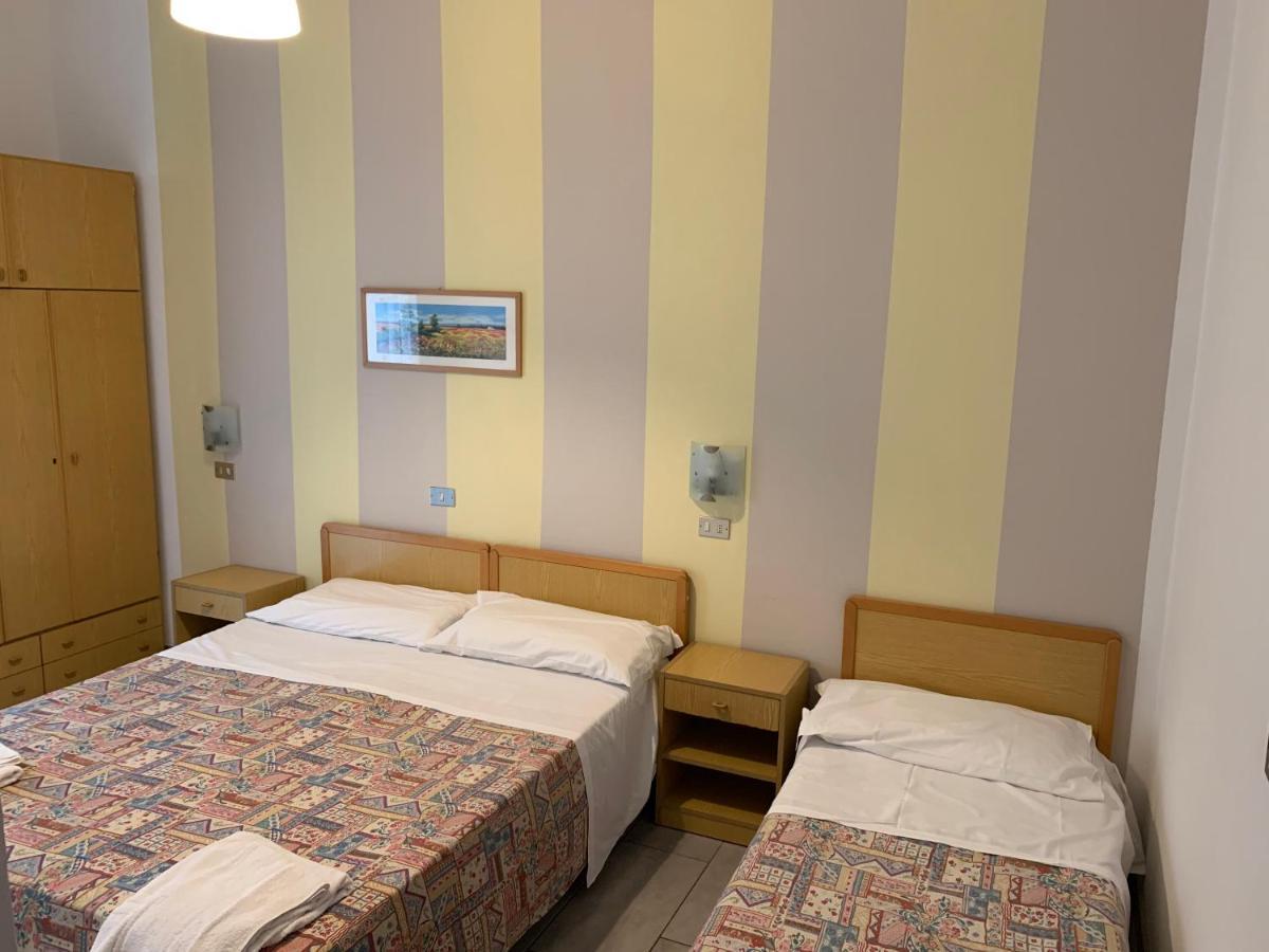 Residence Abamar Римини Екстериор снимка